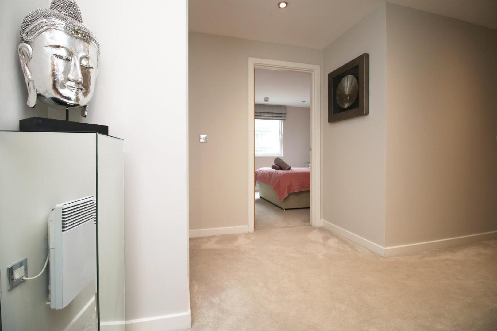 Perfect Getaway In Cardiff Marina Appartement Buitenkant foto