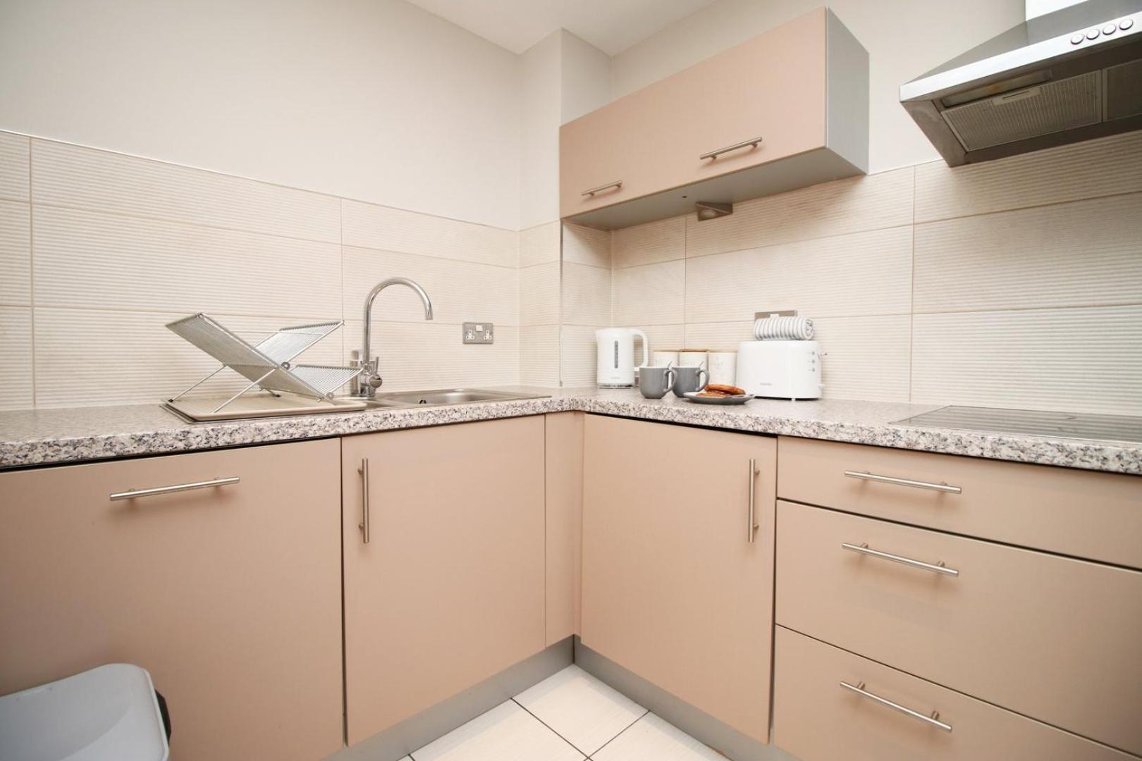 Perfect Getaway In Cardiff Marina Appartement Buitenkant foto